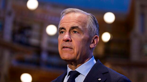 Carney calls Smith's Alberta referendum question a 'dangerous bluff'