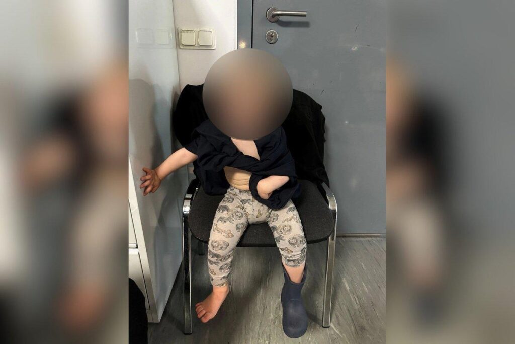 Tallinn started proceedings with the case of a two-year-old child wandering the street. The boy was not taken home