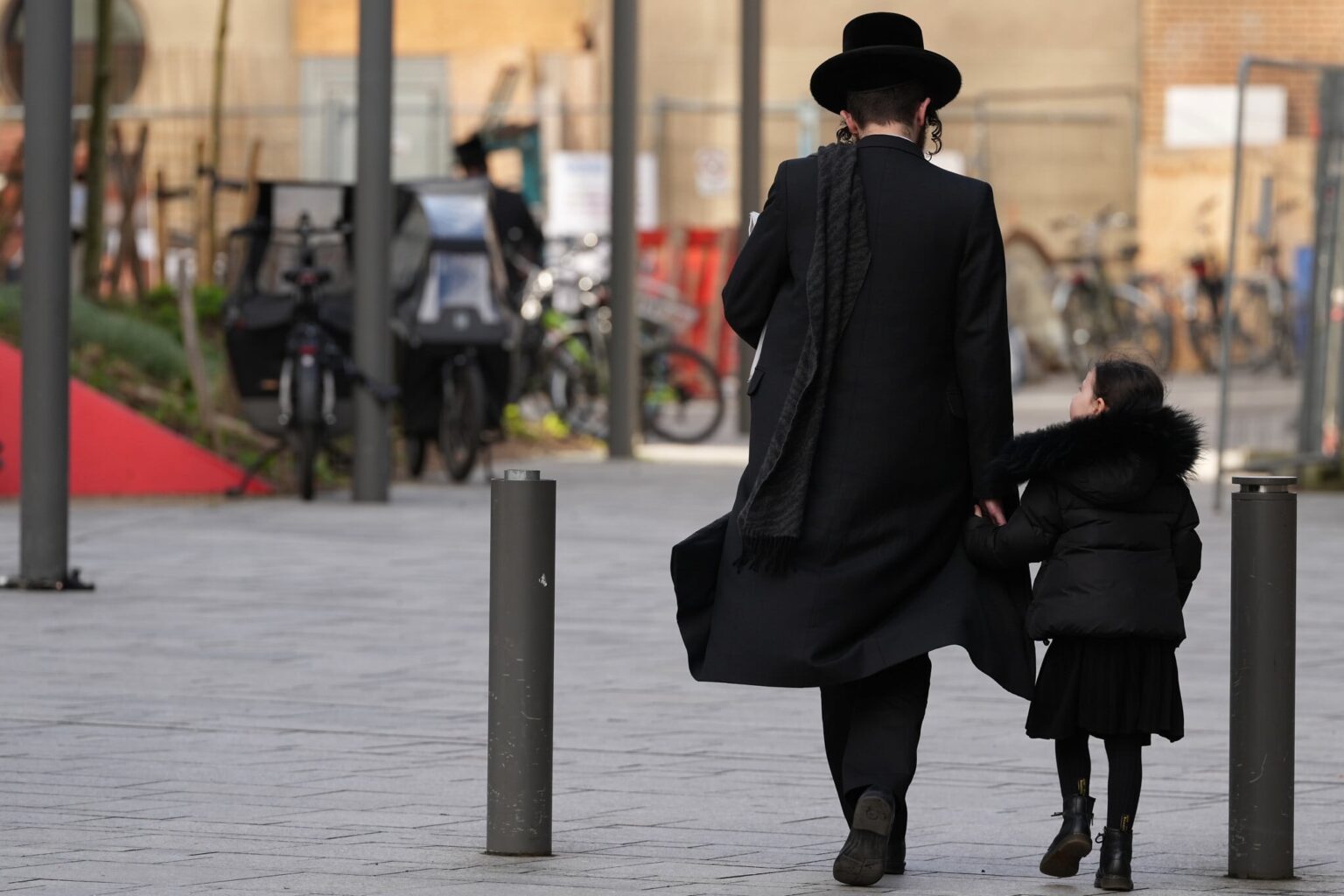 Belgium indicts 3 Jewish mohels, sparking diplomatic spat with Israel and US Belgium indicts 3 Jewish mohels, sparking diplomatic spat with Israel and US