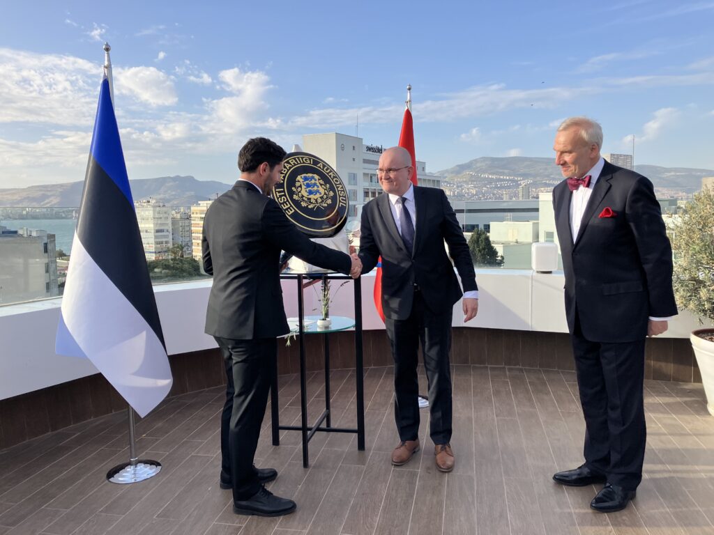 Estonian and Turkish representatives at the opening of Estonia’s new honorary consulate in Izmir, Türkiye. Photo by the Estonian foreign ministry.