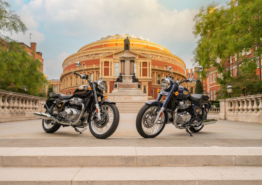 Royal Enfield Bullet 650 action