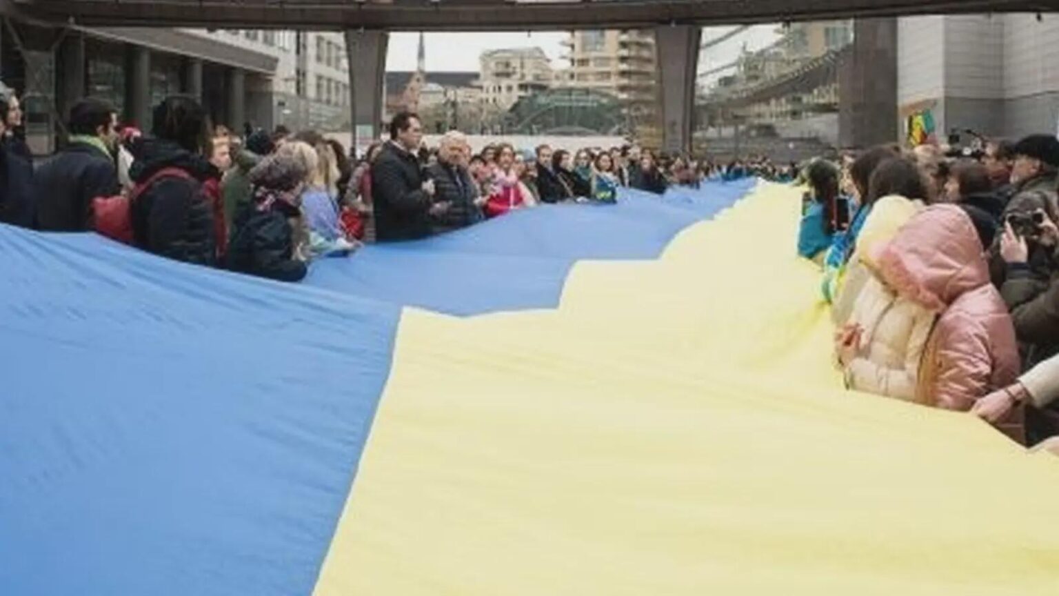 Ukraine Population Falls to 22–25 Million, Minister Says