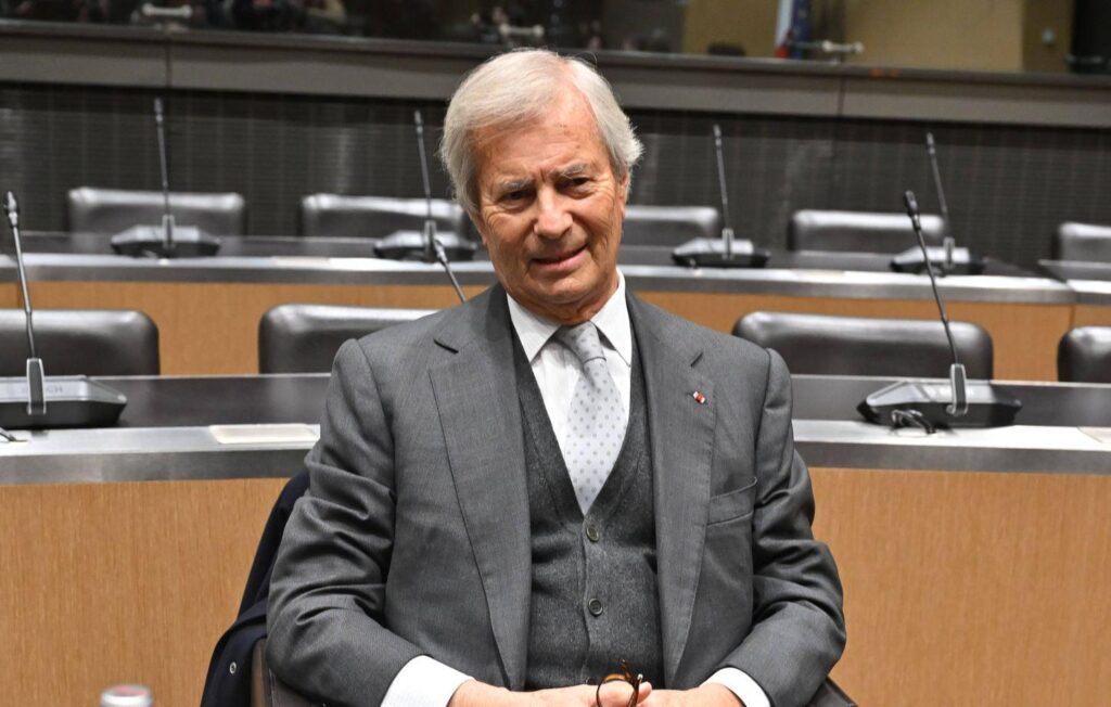 651 additional signatures for the anti-Bolloré platform after threats from Canal+