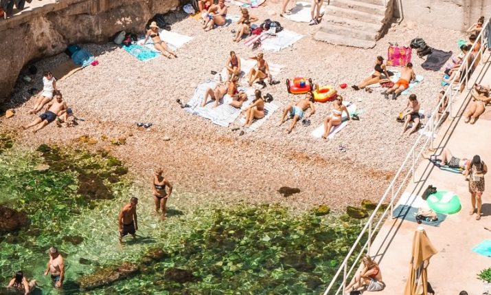 Croatia prepares for unusually high temperatures as heat dome develops Croatia prepares for unusually high temperatures as heat dome develops