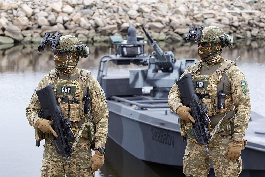 Athens-Kyiv relations in "crisis mode" after Ukrainian sea drone incident | Greek foreign minister warns operations in Mediterranean "will not be tolerated"