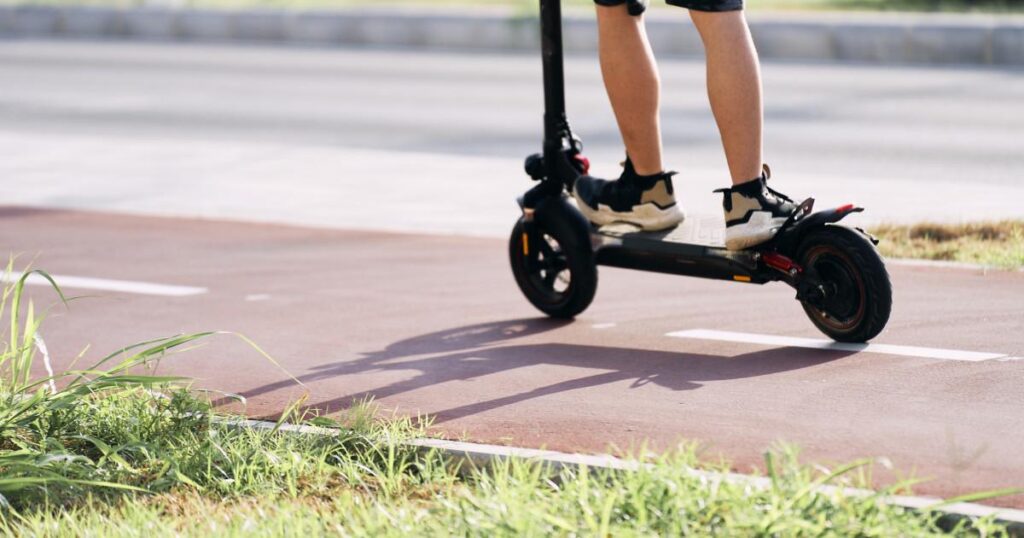 A 14-year-old boy from Timiș is struggling between life and death, after falling with his electric scooter. The shocking testimony of the family A 14-year-old boy from Timiș is struggling between life and death, after falling with his electric scooter. The shocking testimony of the family