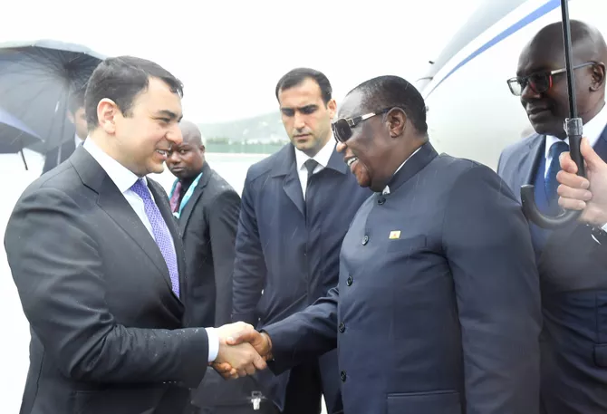 Vice President of Zimbabwe Arrives in Azerbaijan