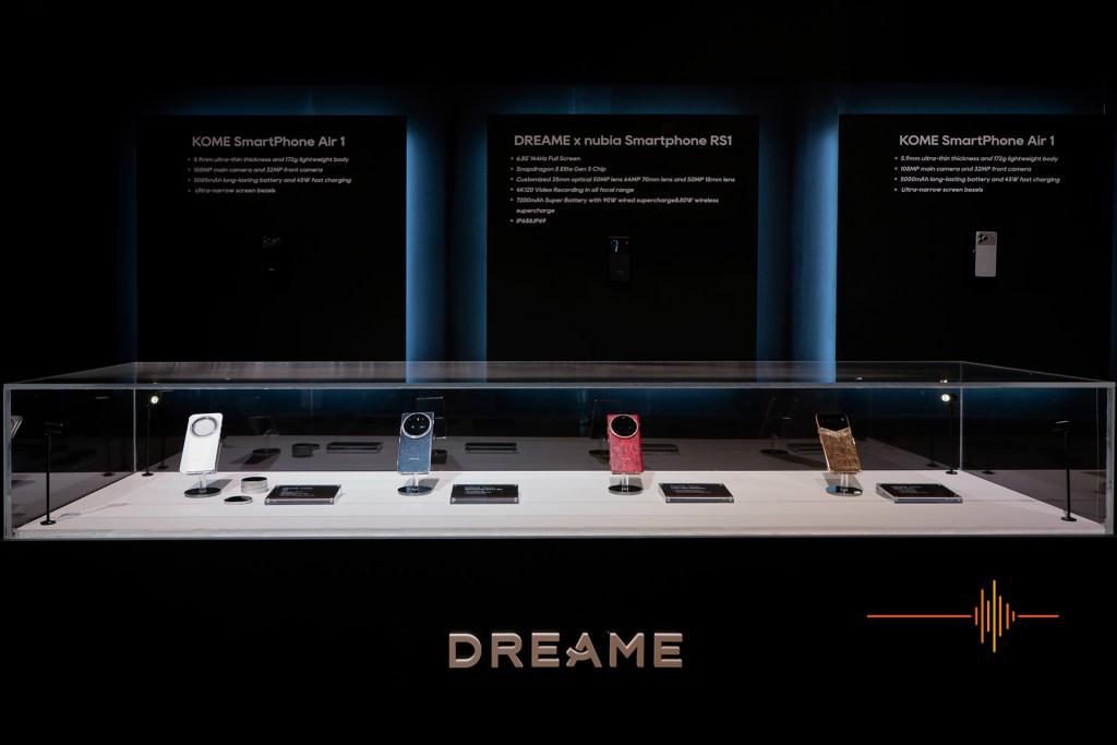 AURORA LUX luxury smartphone