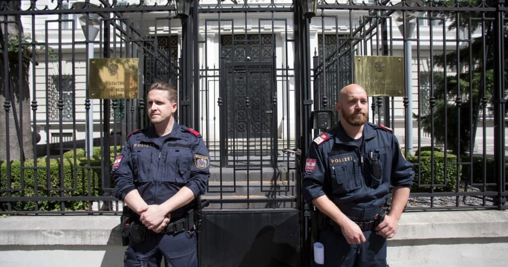 Austria expels 3 Russian diplomats over alleged espionage – POLITICO Austria expels 3 Russian diplomats over alleged espionage – POLITICO