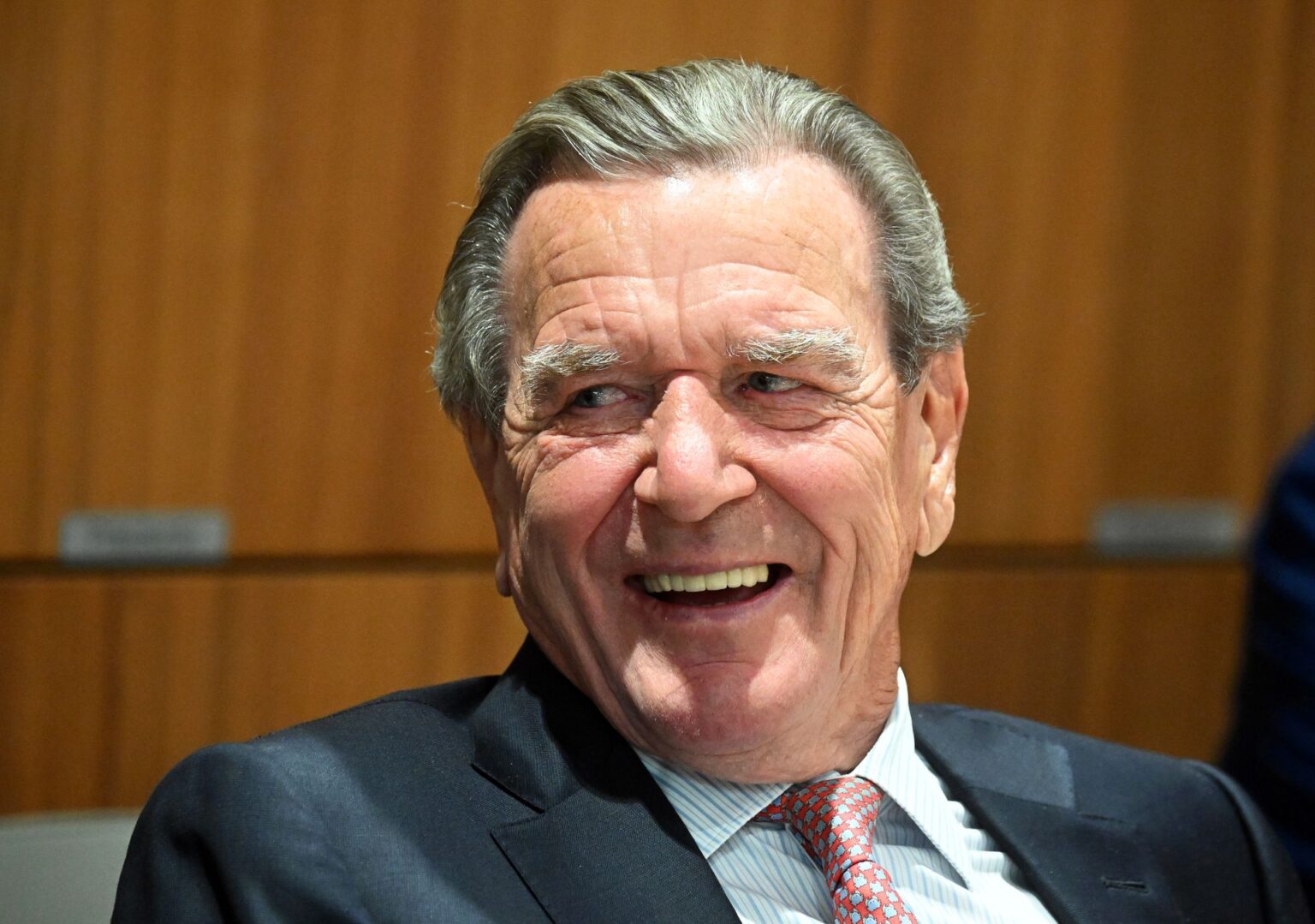 Germany skeptical of Putin’s proposal to make Schroeder mediator in Ukraine peace talks, media reports KI logo