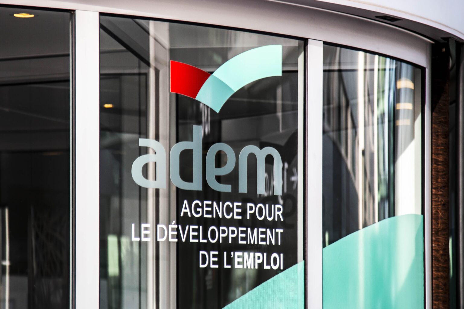 April figures: Unemployment rate remains steady at 6.3% | RTL Today