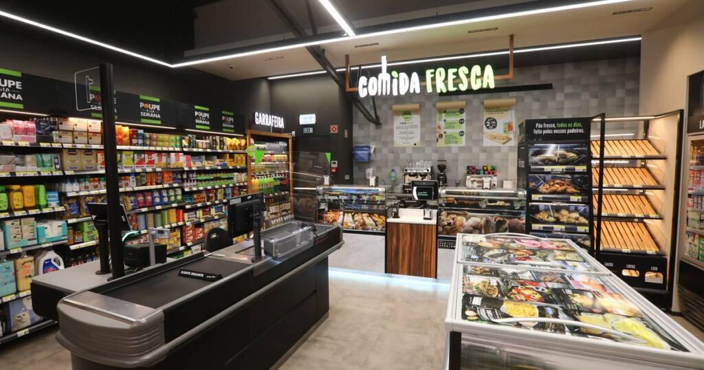 Union accuses Pingo Doce of changing schedules and denounces “pushing” a worker. Company admits “occurrence”, but denies aggression