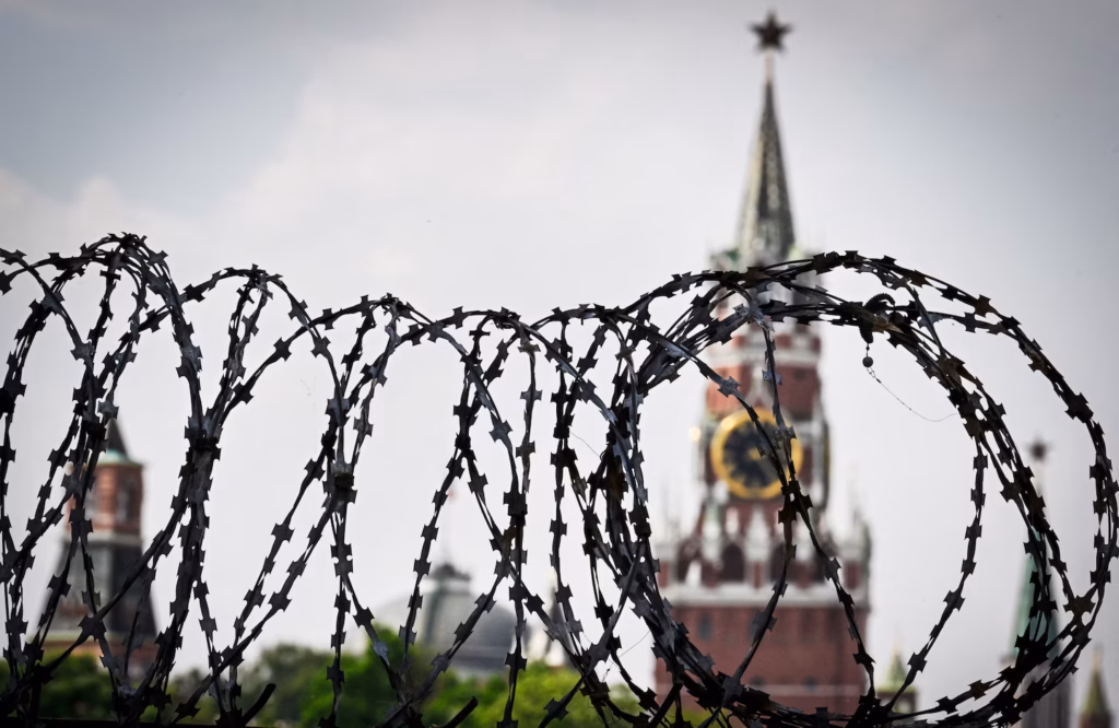 Opinion | Poll shows Russians oppose Putin’s Ukraine war — as elections approach Opinion | Poll shows Russians oppose Putin's Ukraine war — as elections approach