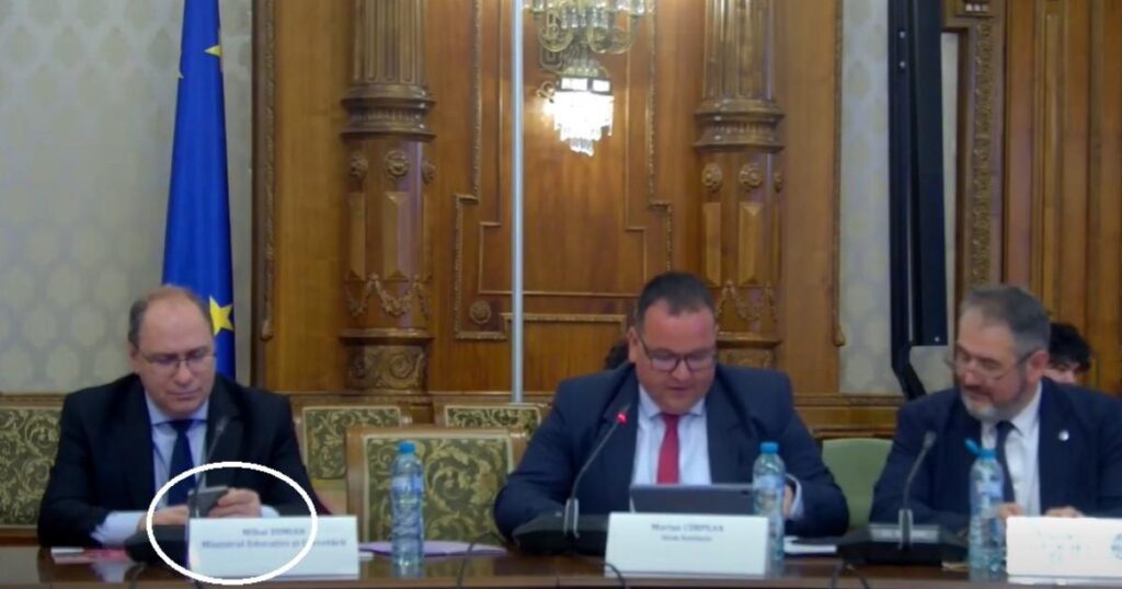 5th grader tearful speech about school pressure while Education Minister on phone