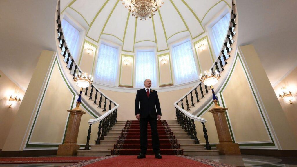 Putin’s Approval Rating Was Falling. Then His Pollsters Changed Methodology