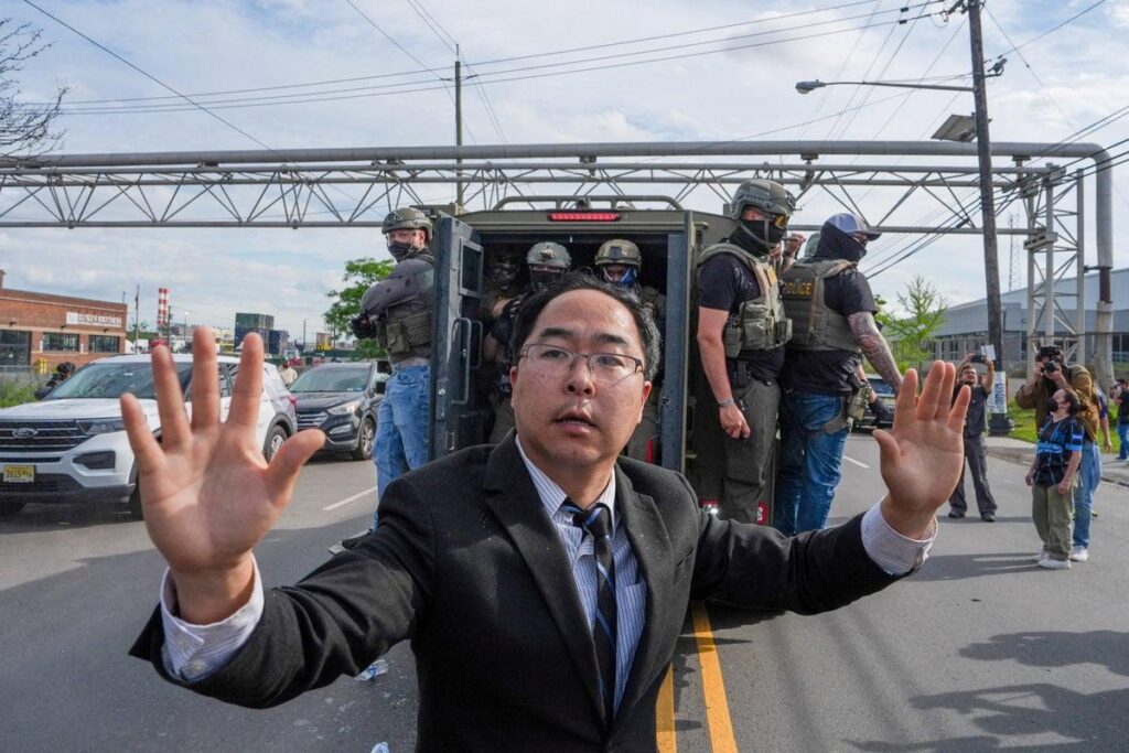 US Senator pepper-sprayed by ICE outside immigration detention center