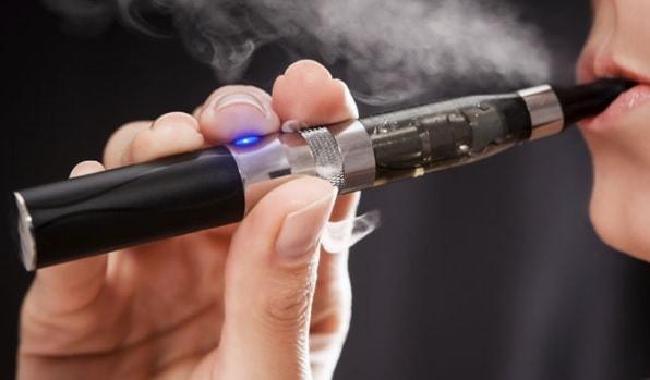 The use of electronic cigarettes, of electronic tobacco heating devices, prohibited in public spaces, the Senate decided