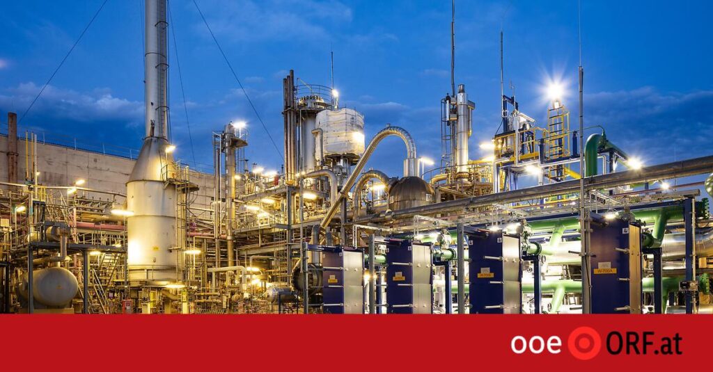 First warning strike in the chemical industry
