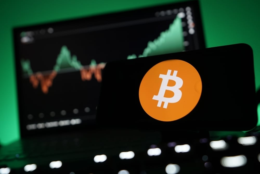 Weekend Round-Up: Bitcoin’s Big Players, XRP ETFs, SpaceX’s BTC Holdings And More Weekend Round-Up: Bitcoin's Big Players, XRP ETFs, SpaceX's BTC Holdings And More