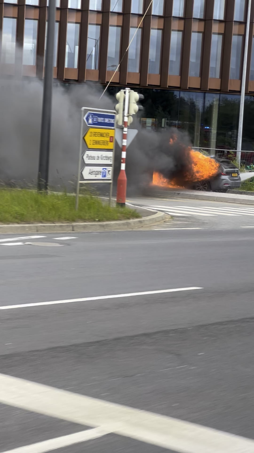Car in fire near Airport!!