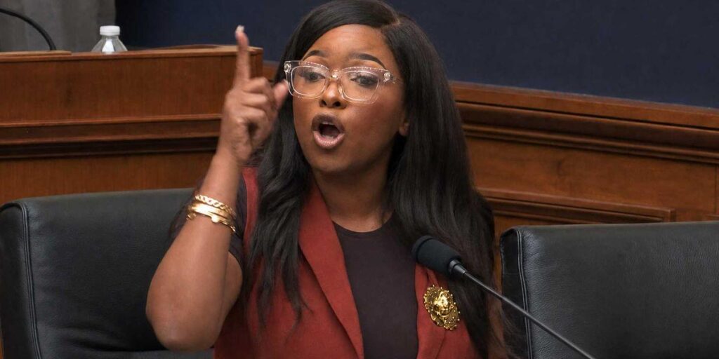 'Oh my God Jesus!' Jasmine Crockett explodes on GOP witnesses