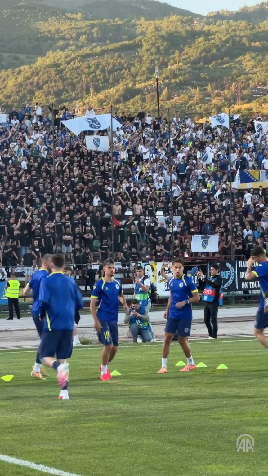 A little more of yesterday's wonderful atmosphere in Koševo