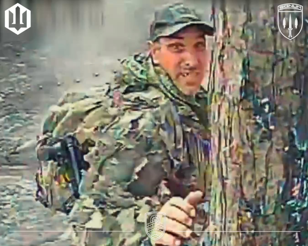 Ukraine's SBS 59th Assault Brigade "Signum" continued defensive operations using FPV strike drones against Russian infantrymen, hitting targets occupying residential structures + moving οn foot. 05.26.2026