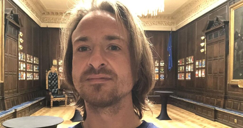 ‘Selfless’ Alexander Coughlan, who died after robbery in Blanchardstown, will be ‘deeply missed’ ‘Selfless’ Alexander Coughlan, who died after robbery in Blanchardstown, will be ‘deeply missed’