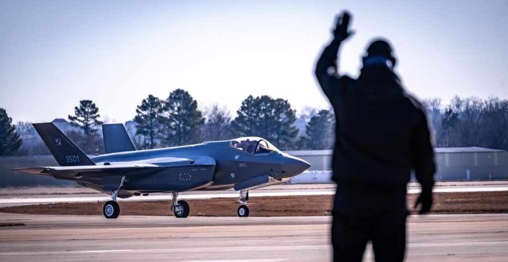 First of Poland's F-35 stealth fighters arrive from US