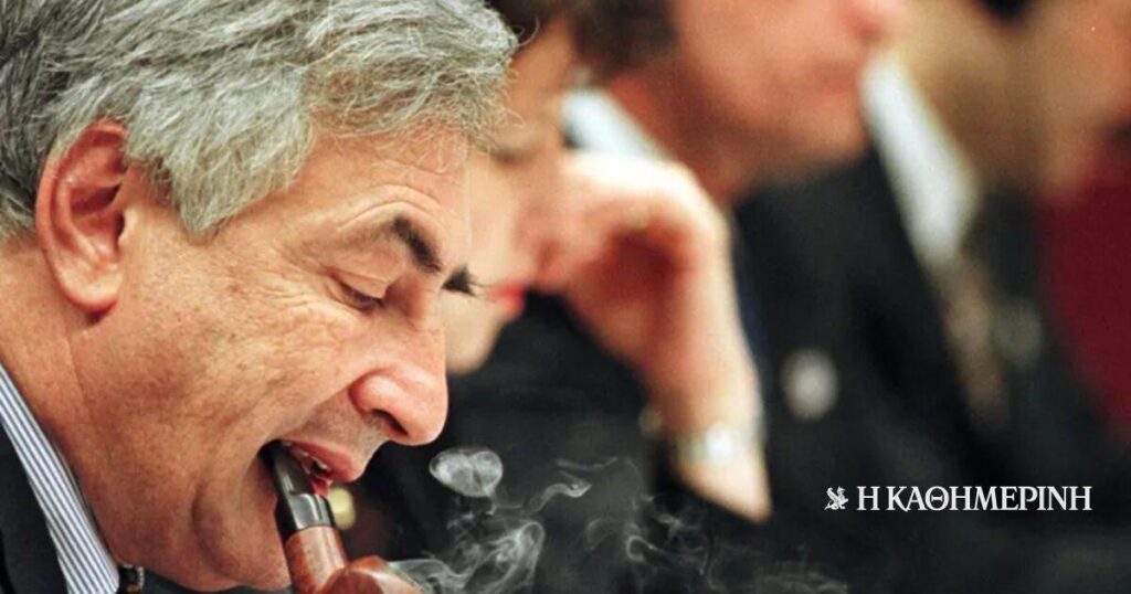 The first memorandum was aimed at not collapsing the German and French banks: according to testimonies of the protagonists of the time in the fourth episode of the documentary “In the Thousand” – Like the former head of the IMF Dominique Strauss-Kahn and the then president of the Euro Working Group Thomas Wieser The first memorandum was aimed at not collapsing the German and French banks: according to testimonies of the protagonists of the time in the fourth episode of the documentary "In the Thousand" - Like the former head of the IMF Dominique Strauss-Kahn and the then president of the Euro Working Group Thomas Wieser