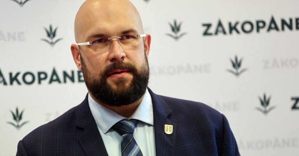 Zakopane municipal office will refuse to issue transcripts of foreign same-sex marriage certificates Zakopane municipal office will refuse to issue transcripts of foreign same-sex marriage certificates