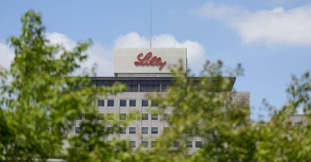 Experimental Drug Yields Dramatic Weight Loss | People who got the injection, retatrutide, lost 28 percent of their body weight on average after 80 weeks, Eli Lilly said.
