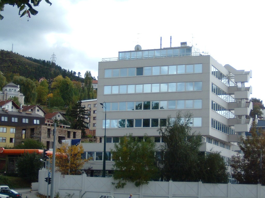 Former HR Call to Abolish the OHR – BiH Needs a Fresh Start Former HR Call to Abolish the OHR – BiH Needs a Fresh Start