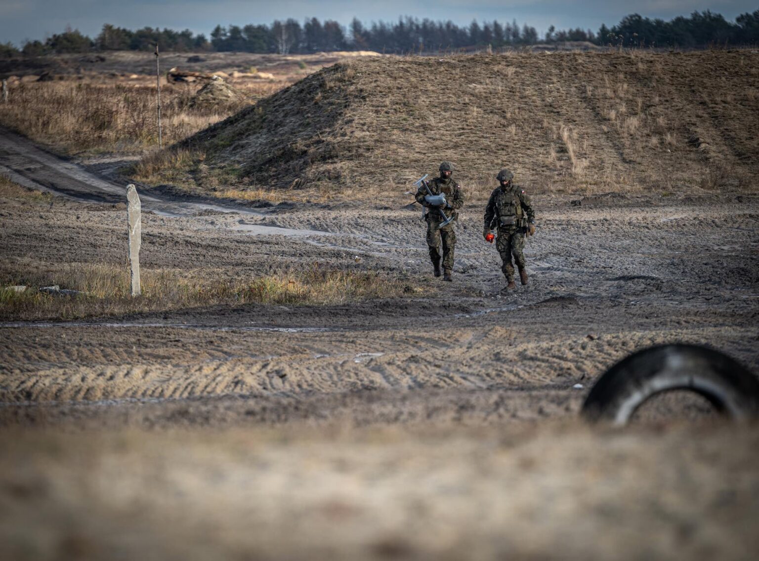 Poland, Australia, and South Korea Join Pentagon’s JIATF-401 Counter-Drone Marketplace Poland, Australia, and South Korea Join Pentagon's JIATF-401 Counter-Drone Marketplace