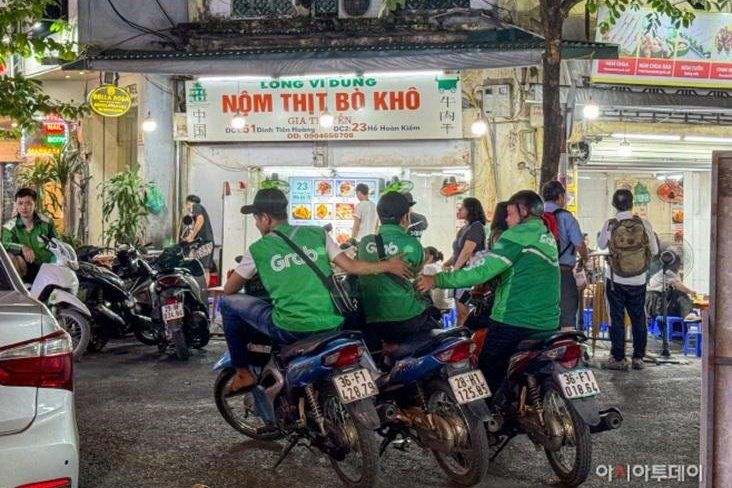 Southeast Asia’s AI boom leaves 40 million gig workers exposed Southeast Asia’s AI boom leaves 40 million gig workers exposed