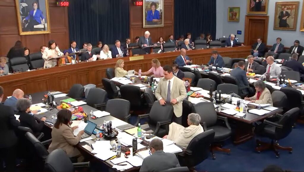 house appropriatiors approve spending bill to keep NASA budget flat from FY2026