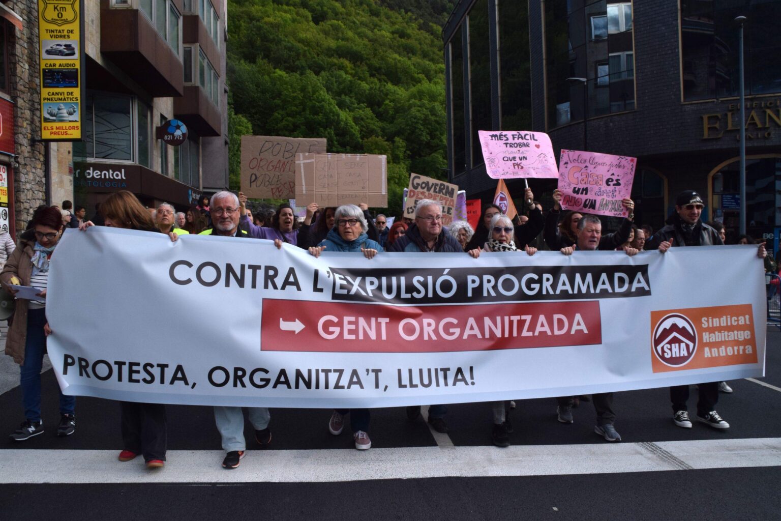The activist who blames speculative Spanish YouTubers for driving up rental prices in Andorra The activist who blames speculative Spanish YouTubers for driving up rental prices in Andorra
