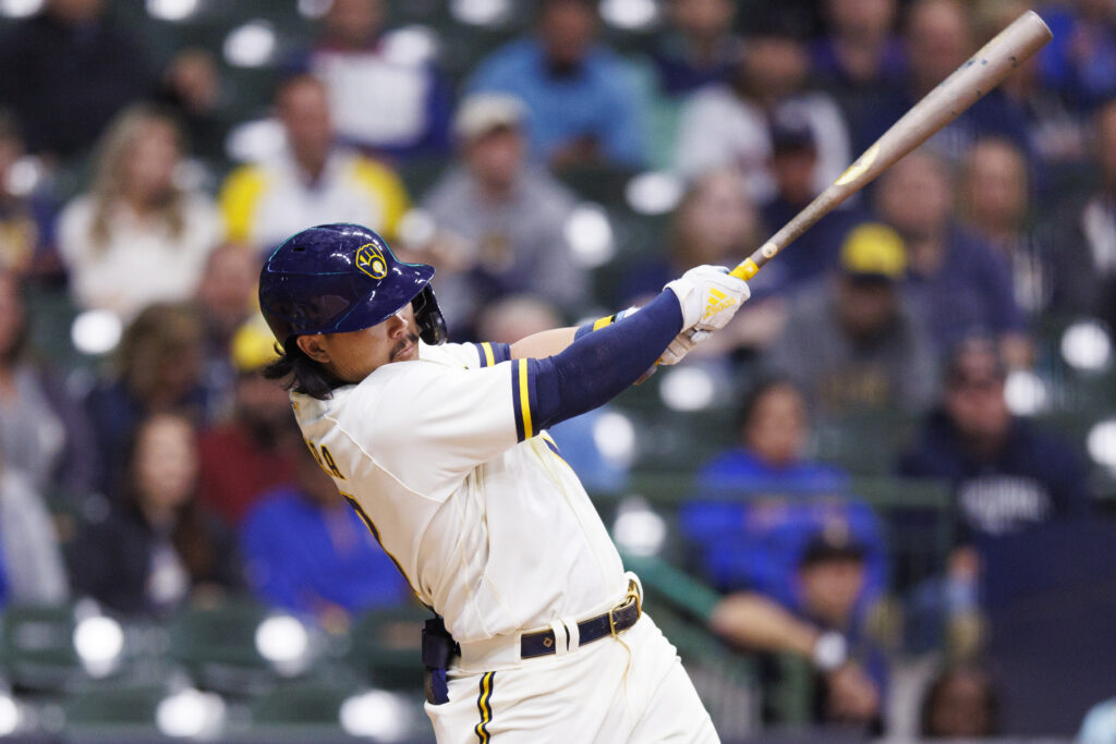 KBO’s Kiwoom Heroes Sign Keston Hiura KBO's Kiwoom Heroes Sign Keston Hiura