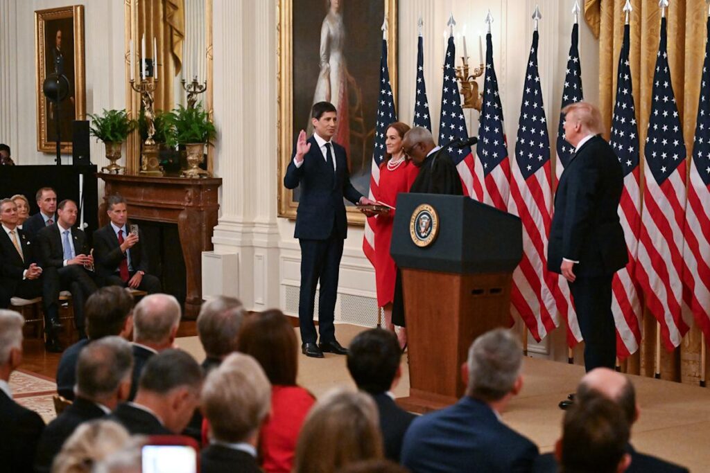Pro-Bitcoin Kevin Warsh officially sworn in as new Federal Reserve Chair