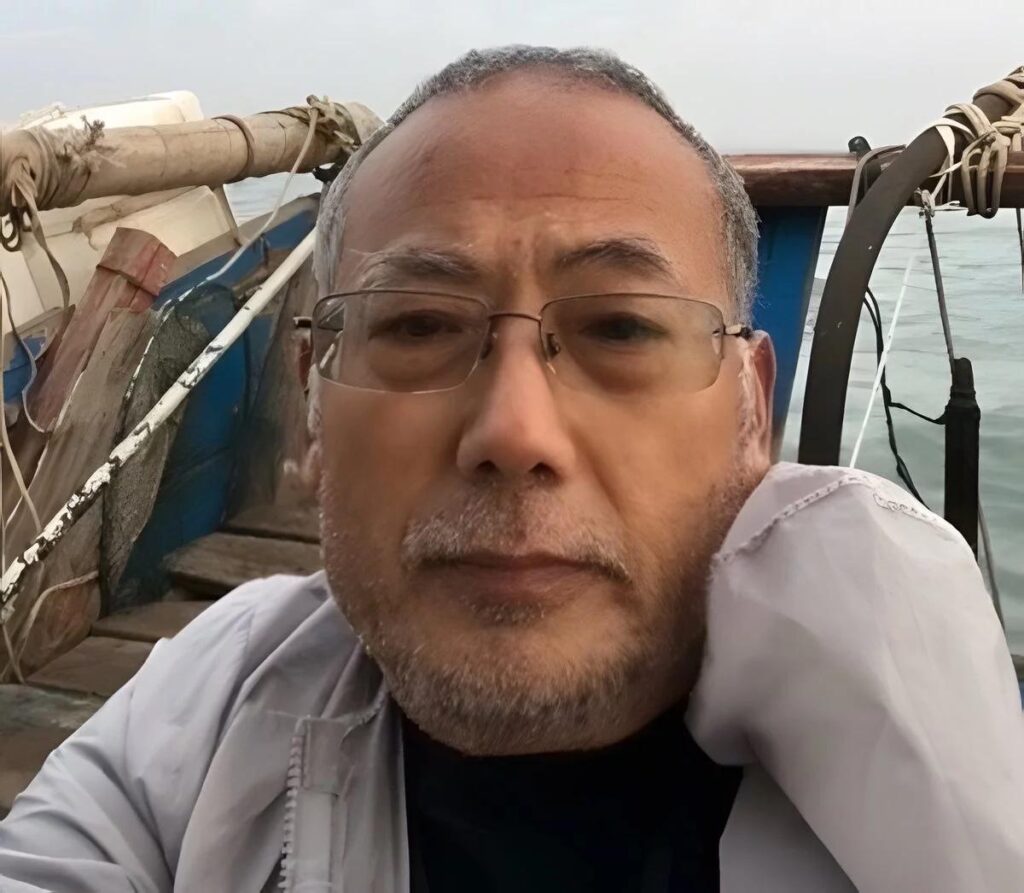 Court rejects detention warrant for Chinese dissident who traveled 300 kilometers in rubber boat to escape homeland Court rejects detention warrant for Chinese dissident who traveled 300 kilometers in rubber boat to escape homeland
