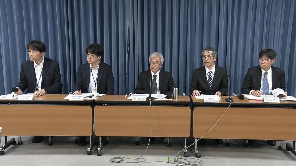 Japan Earthquake Research Committee warns public to “Prepare for another major earthquake” – A “slow slip” with a moving epicenter which accumulates energy has been observed since the 4/20 quake in Aomori. The same phenomenon was observed before 3/11. Japan Earthquake Research Committee warns public to "Prepare for another major earthquake" - A "slow slip" with a moving epicenter which accumulates energy has been observed since the 4/20 quake in Aomori. The same phenomenon was observed before 3/11.