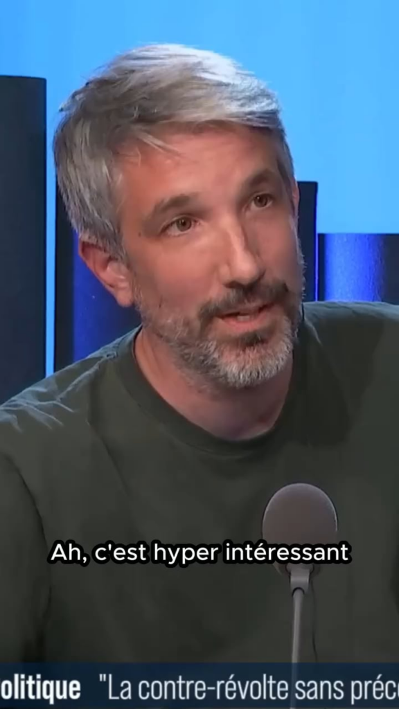 Guillaume Meurice explains to an RTS journalist that fascist and anti-fascist opinions are not equal. (May 8, 2026, @la_zapette, zapping Swiss media)