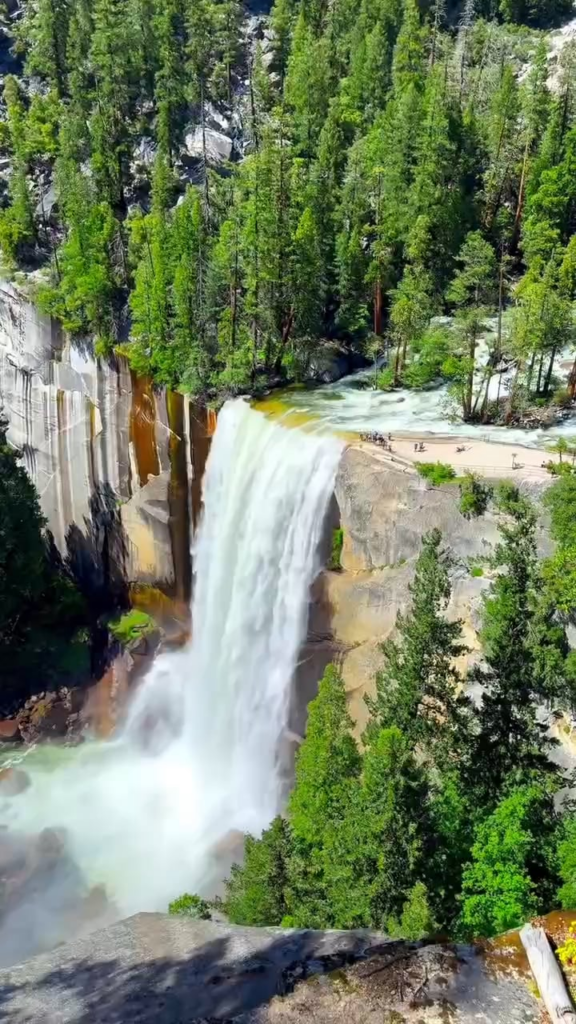 Vernal fall, Yosmite national park