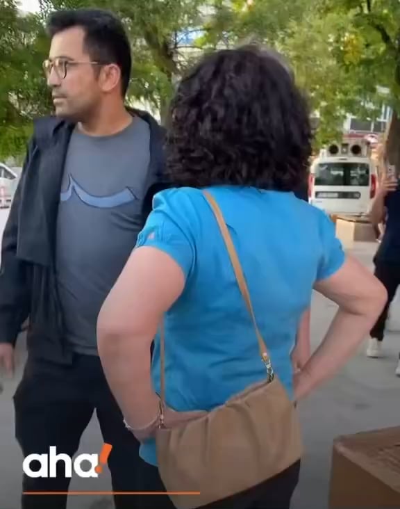 In Aydın, there was an argument between a woman who is a supporter of Kılıçdaroğlu and a man who is a supporter of Özgür Özel. The woman supporter of Kılıçdaroğlu provoked by saying, "I am from Dersim, who are you? I am Kılıçdaroğlu's man. Who are you? Shut up."
