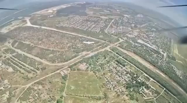 Stork outsmarts russian drone operator that is trying to kill her