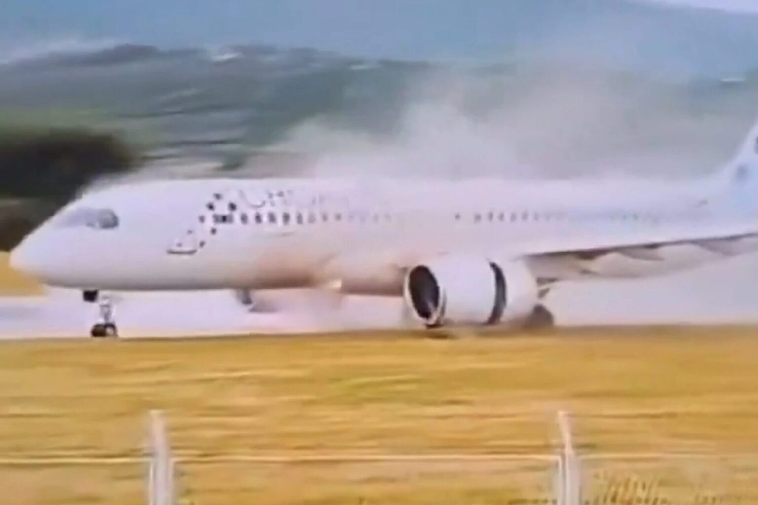 Croatia Airlines A220 veers off runway in Split