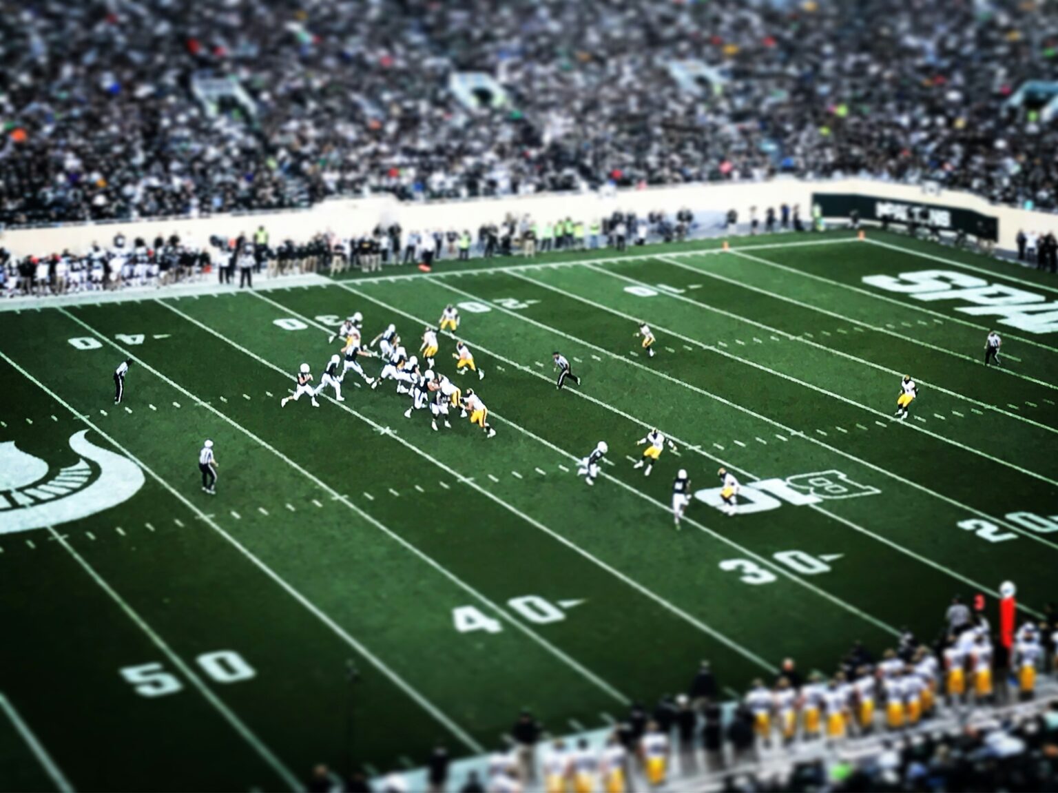 Why People in the United Kingdom Should Like American College Football Why People in the United Kingdom Should Like American College Football