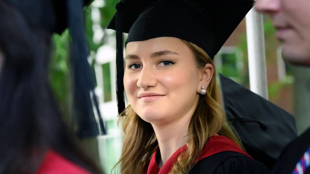 Did Princess Elisabeth of Belgium use her royal title at Harvard graduation? Did Princess Elisabeth of Belgium use her royal title at Harvard graduation?