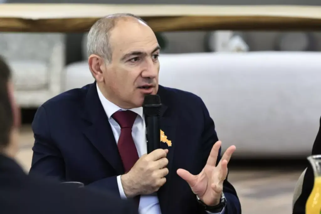 Armenian PM warns rivals not to “act like alpha males” Armenian PM warns rivals not to "act like alpha males"