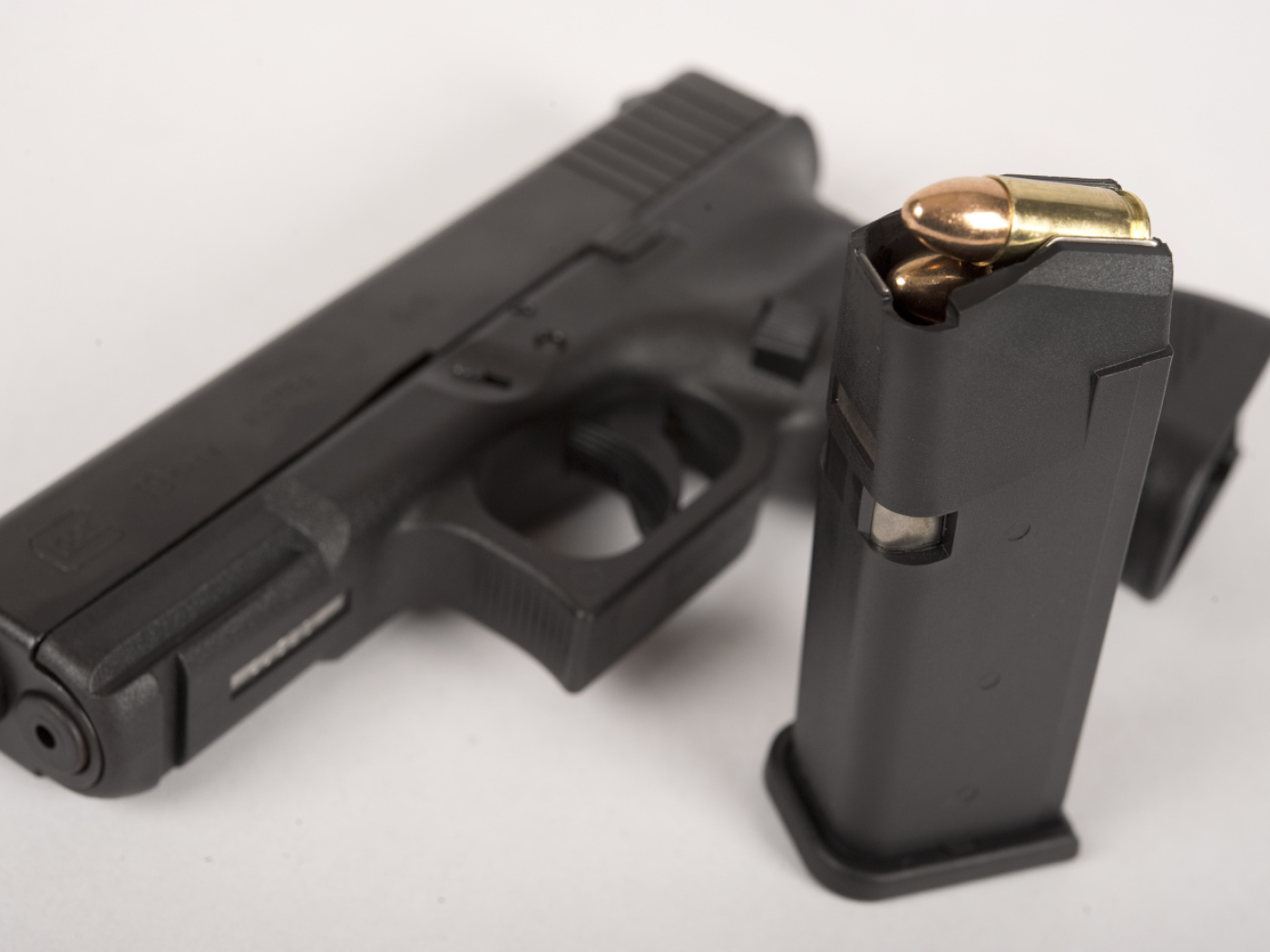 Gun